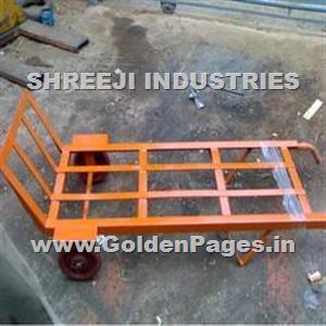 > </div>
<div class=